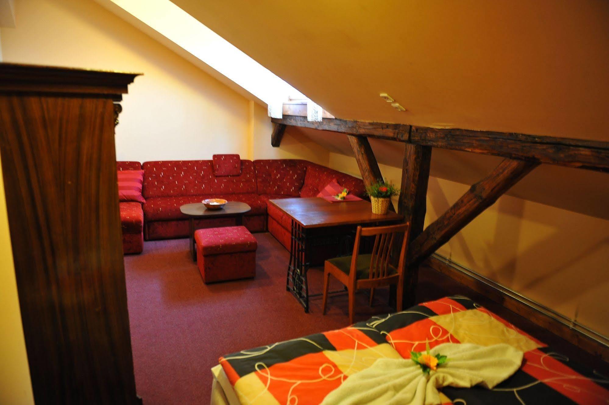 Hotel Max Simek Ostrawa Zewnętrze zdjęcie
